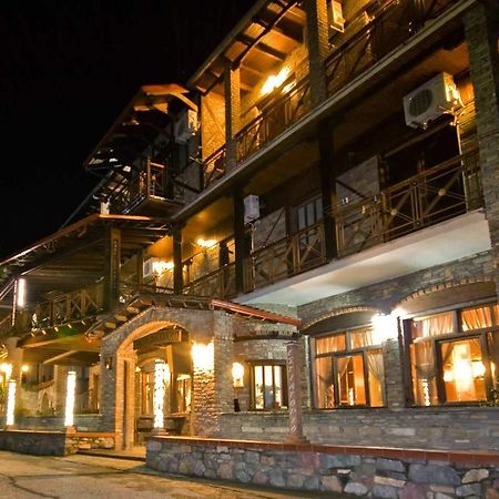 Hotel Παραδοσιακο Káto Loutrákion Екстериор снимка